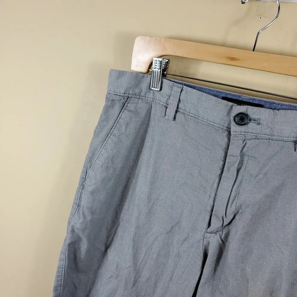 Banana Republic Emerson Straight Fit Shorts Size 32